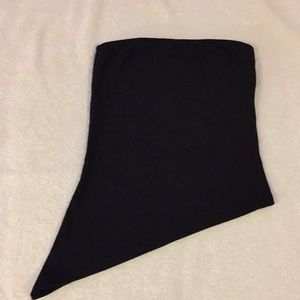 MODA Int’l asymmetrical black strapless top